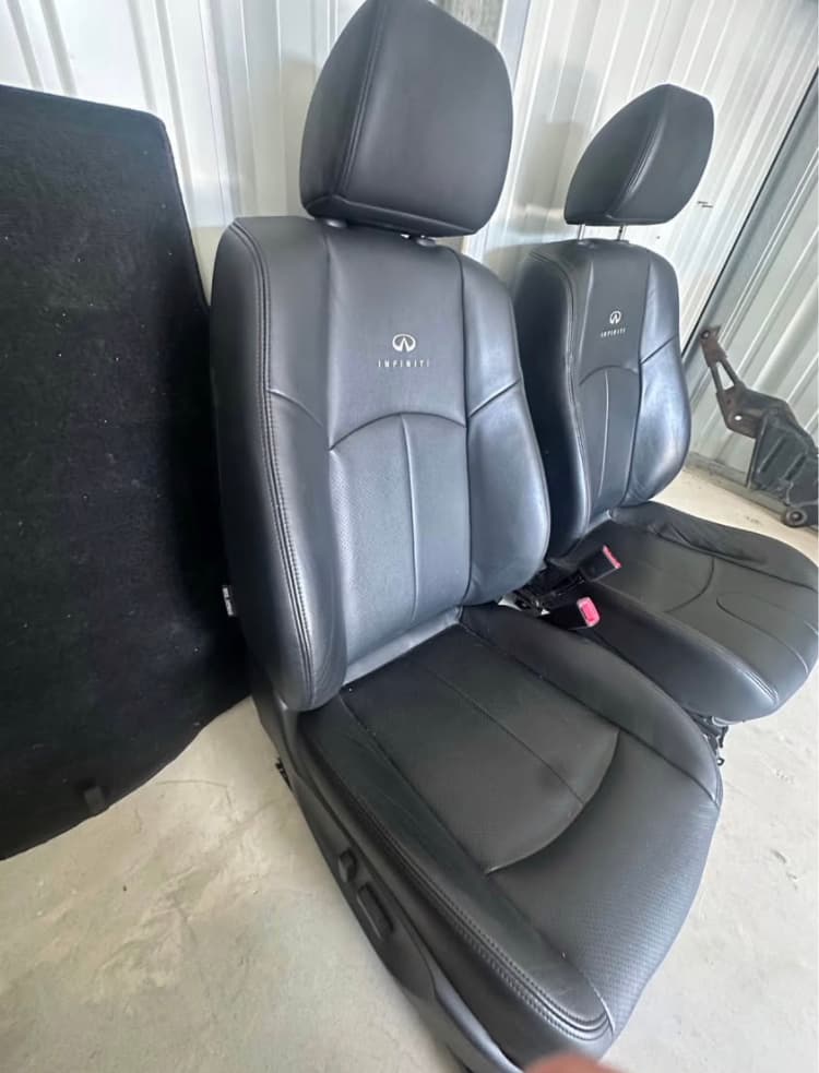 Black Leather Front Seats for Infiniti G37 Sedan (2009+) - Excellent Condition! 